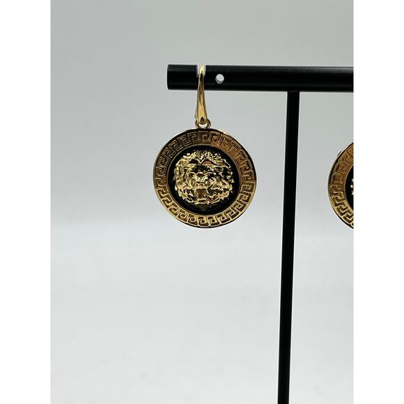 Bellezza Relief Framed Lion's Head Face Black Enamel Greek Key Dangle Earrings - Picture 8 of 11
